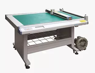 Планшетные плоттеры с флюгерным ножом