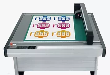 Graphtec (Япония)